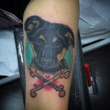 instagram.com/love.and.riot.tattoo